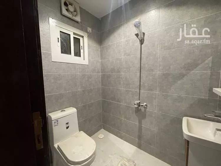 شقة للبيع في شارع امة بنت سعد ابن ابي سرح, حي مريخ, مدينة جدة, منطقة مكة المكرمة صورة 2
