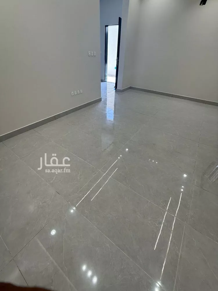 شقة للبيع في شارع أحمد بن عبيد البصري, حي الجنادرية, مدينة الرياض, منطقة الرياض صورة 4