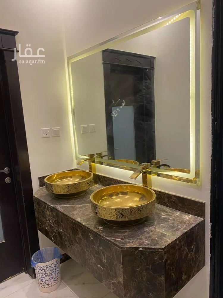 فيلا للبيع في شارع محمد سعيد شافعي, حي النرجس, مدينة الرياض, منطقة الرياض صورة 2