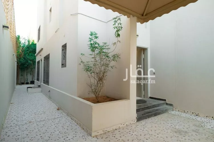 فيلا للبيع في شارع مناظر, حي النرجس, مدينة الرياض, منطقة الرياض 9