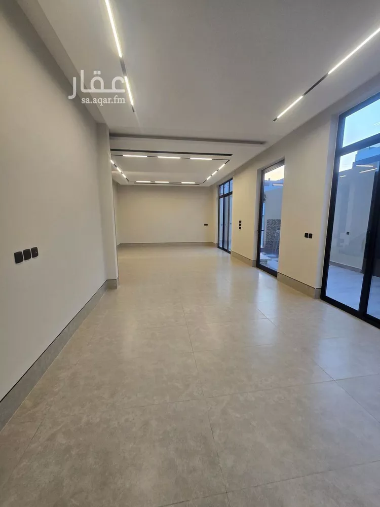 فيلا للبيع في شارع محمود الطرازي, حي النرجس, مدينة الرياض, منطقة الرياض 8