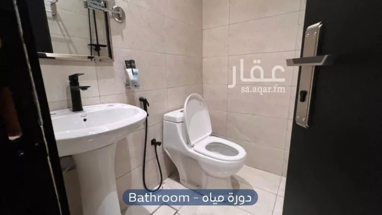 شقة للإيجار في شارع الأمير عبدالله بن سعود بن عبدالله صنيتان, حي الصحافة, مدينة الرياض, منطقة الرياض صورة 3