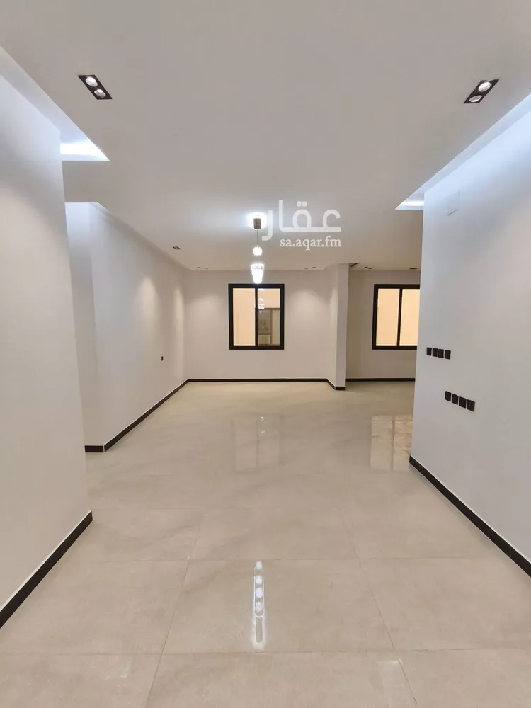 دور للبيع في شارع القمراء, حي الحزم, مدينة الرياض, منطقة الرياض صورة 5