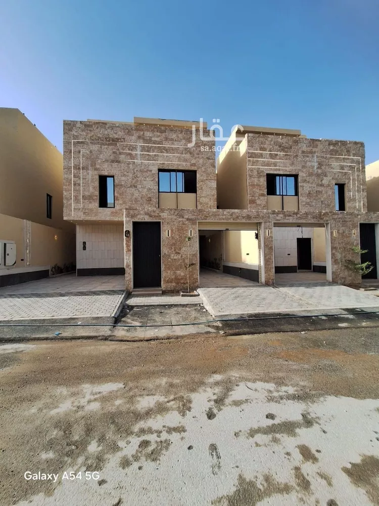 دور للبيع في شارع نصر الجيلاني, حي طويق, مدينة الرياض, منطقة الرياض صورة 2