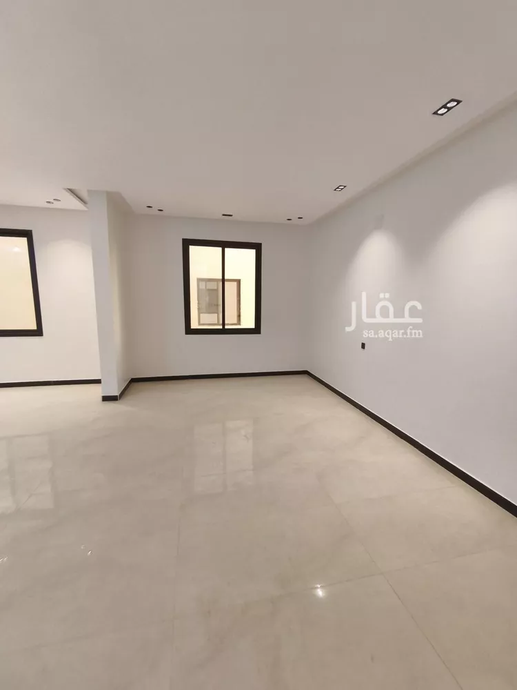 دور للبيع في شارع القمراء, حي الحزم, مدينة الرياض, منطقة الرياض صورة 4