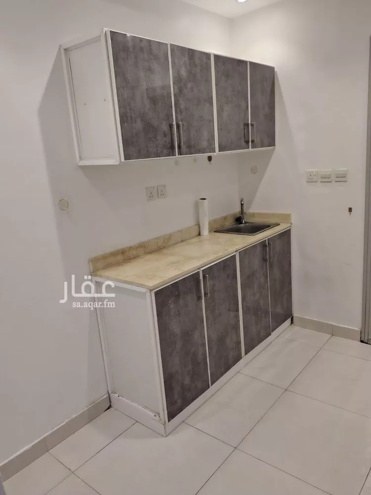 شقة للإيجار في شارع تبوك, حي اليرموك, مدينة الرياض, منطقة الرياض 1 صورة