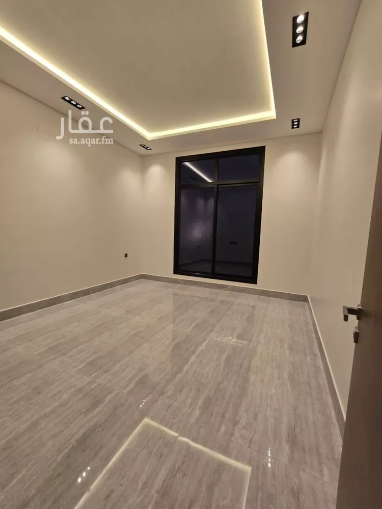 دور للبيع في شارع منصور الطبري, حي الرمال, مدينة الرياض, منطقة الرياض صورة 5