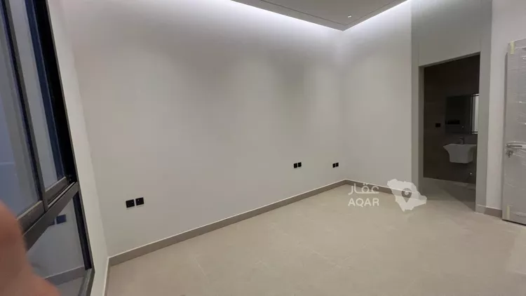 شقة للبيع في شارع عمير بن سنان بن عرفطة, حي المونسية, مدينة الرياض, منطقة الرياض صورة 2