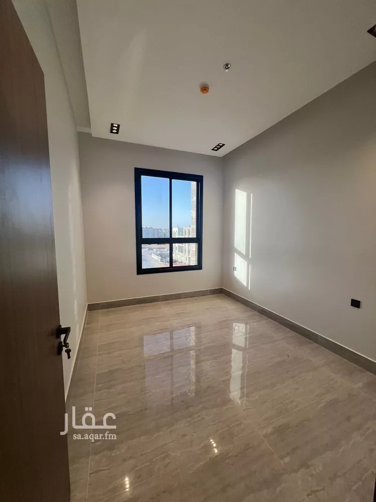 شقة للبيع في شارع المنقلة, حي اليرموك, مدينة الرياض, منطقة الرياض صورة 4