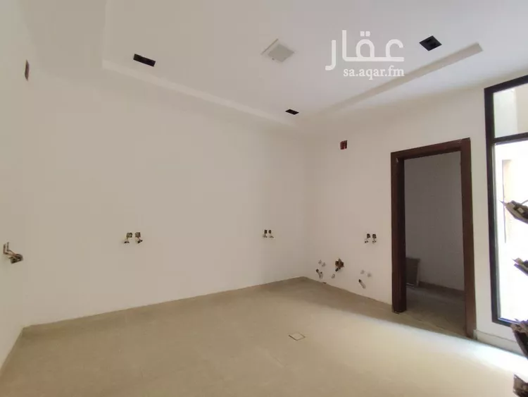 دور للبيع في شارع سليمان الحميضي, حي الرمال, مدينة الرياض, منطقة الرياض صورة 4