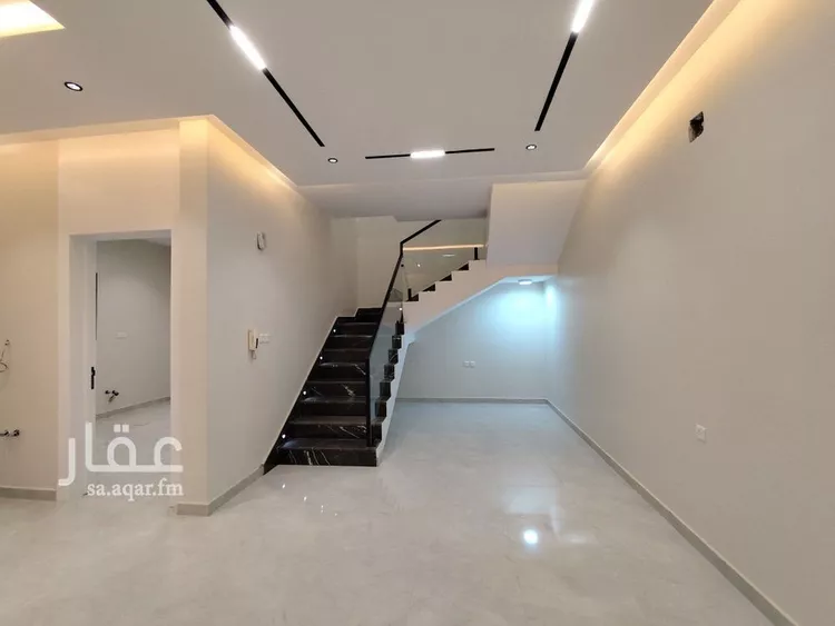 شقة للبيع في شارع جبل العوينات, حي القادسية, مدينة الرياض, منطقة الرياض صورة 3