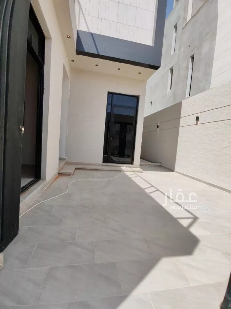 فيلا للبيع في شارع أحمد بن أصبغ, حي الرمال, مدينة الرياض, منطقة الرياض صورة 2