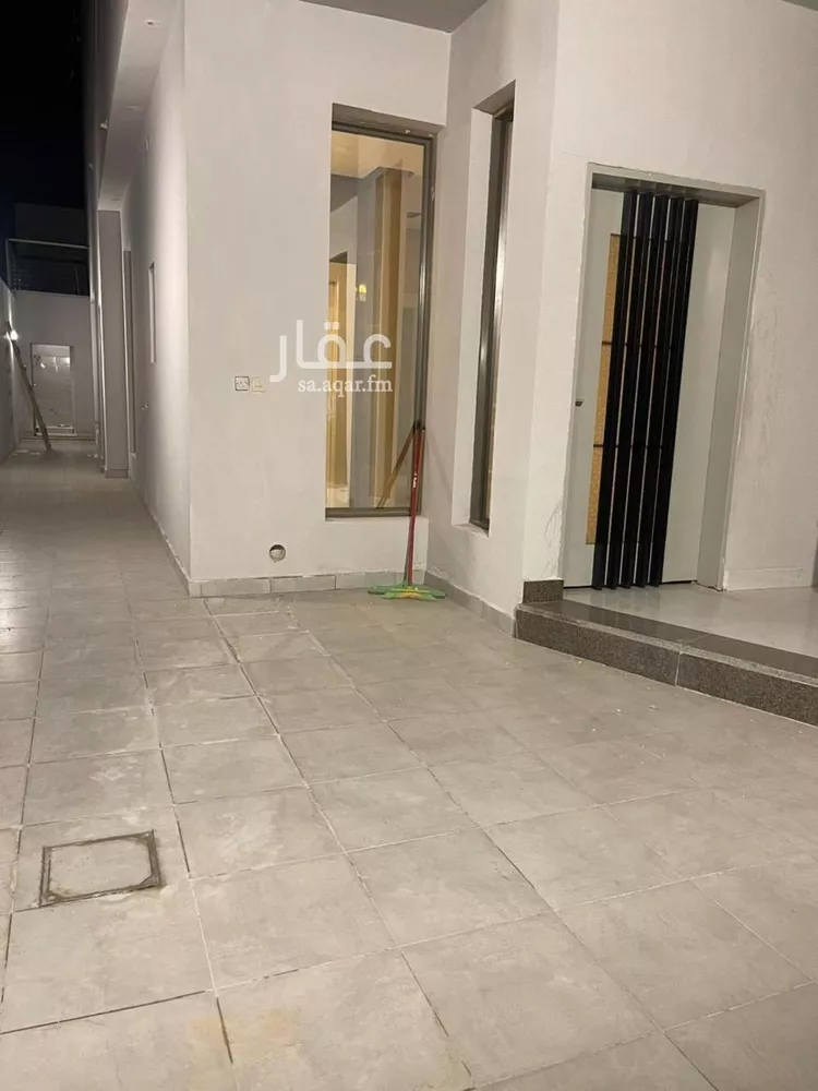 فيلا للإيجار في شارع منصور الحنبلي, حي العارض, مدينة الرياض, منطقة الرياض صورة 2