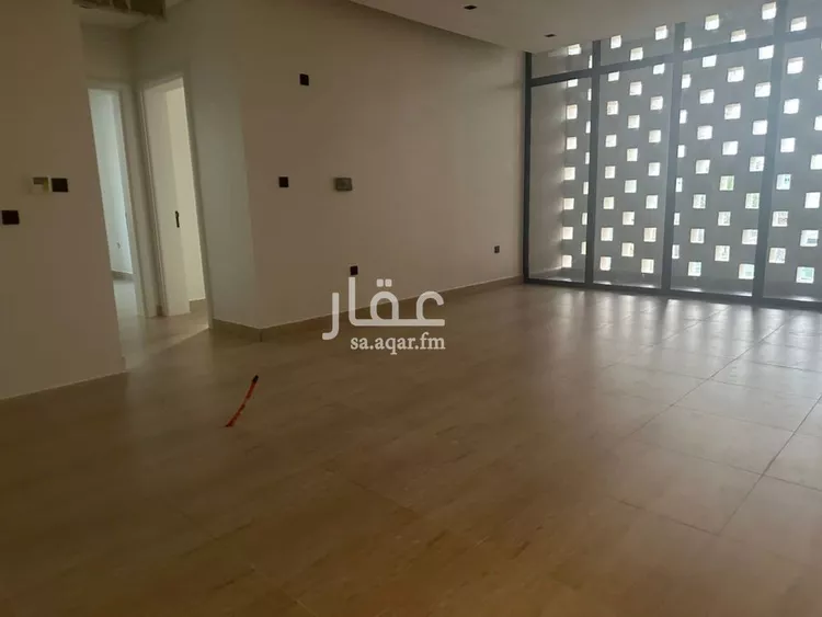 شقة للإيجار في شارع الامير مقرن بن عبدالعزيز, حي مغرزات, مدينة الرياض, منطقة الرياض صورة 5