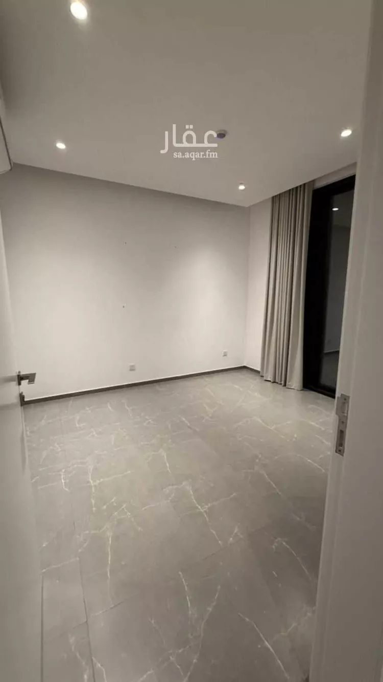 فيلا للإيجار في شارع رقم 134 ، حي الياسمين ، الرياض ، منطقة الرياض صورة 3