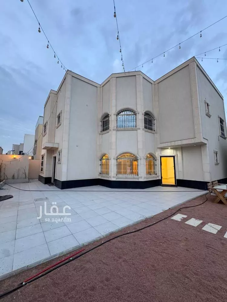 فيلا للبيع في شارع البئر, حي قرطبة, مدينة بريدة, منطقة القصيم صورة 3