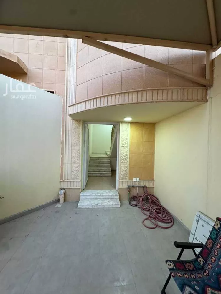 دور للبيع في شارع الإمام القرطبي, حي الريان, مدينة بريدة, منطقة القصيم صورة 2