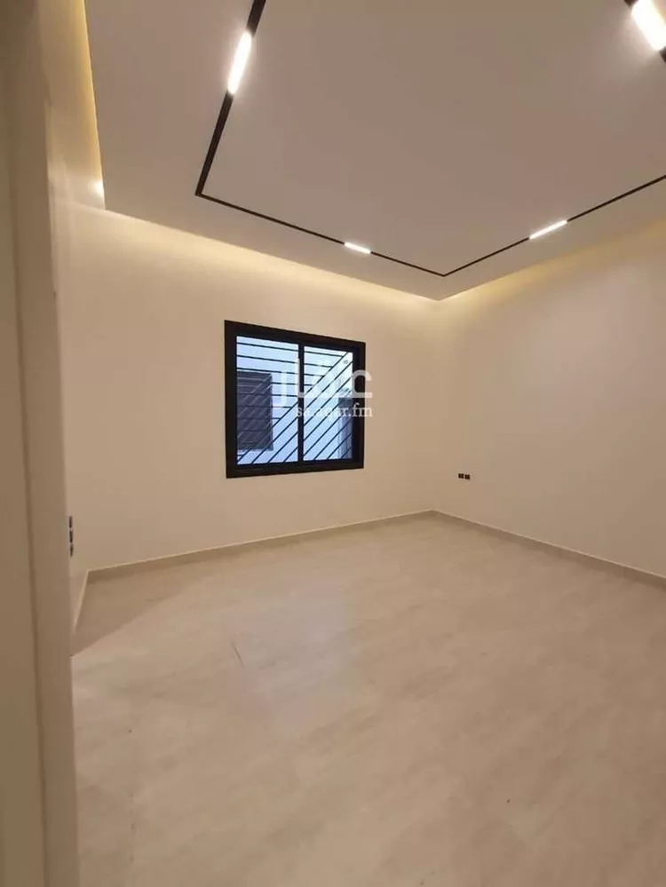 Floor for Sale in Riyadh Ash Sharq 8