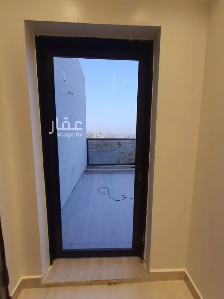 Floor for Sale in Riyadh Ash Sharq 7