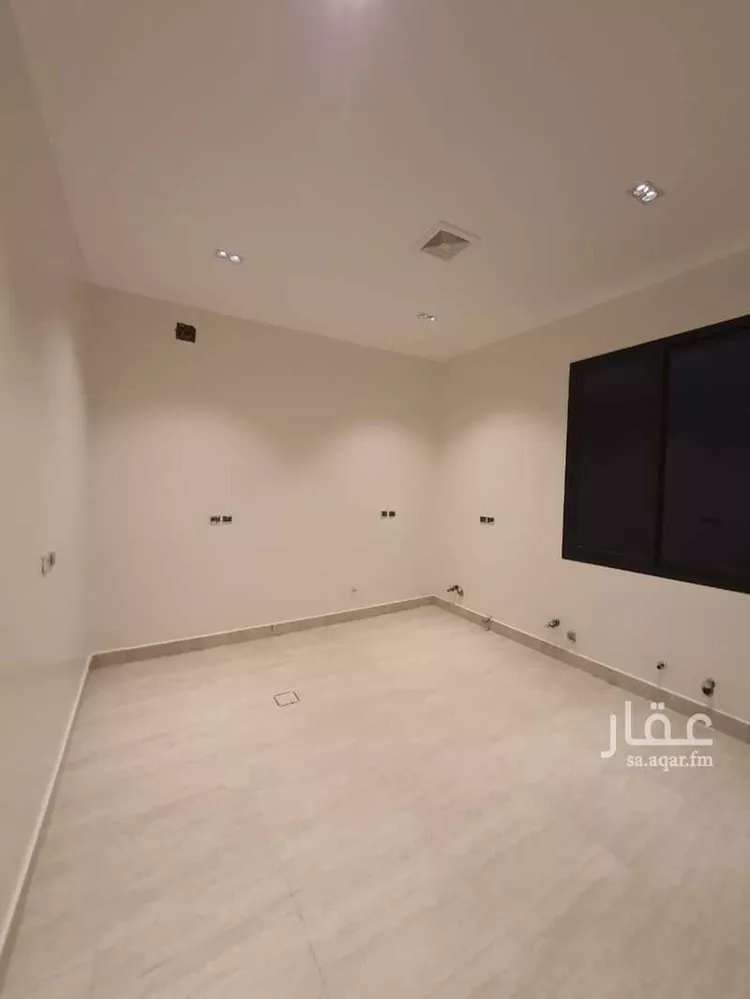 Floor for Sale in Riyadh Ash Sharq 9