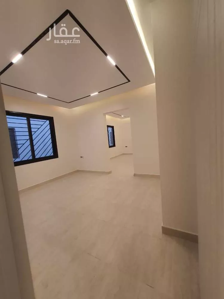 Floor for Sale in Riyadh Ash Sharq 7