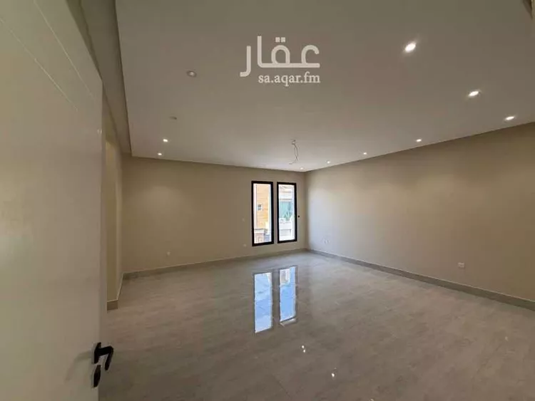 فيلا للبيع في شارع محمد بن أحمد الفاسي, حي المهدية, مدينة الرياض, منطقة الرياض 28