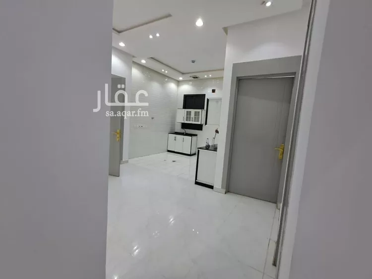 شقة للبيع في شارع عبدالله بن حبان, حي الرمال, مدينة الرياض, منطقة الرياض 13