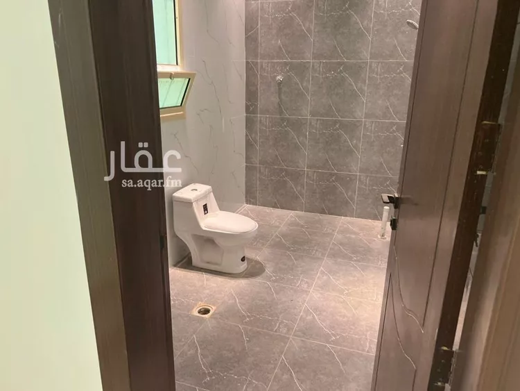 دور للإيجار في شارع أحمد بن محمد البغدادي, حي عكاظ, مدينة الرياض, منطقة الرياض صورة 2