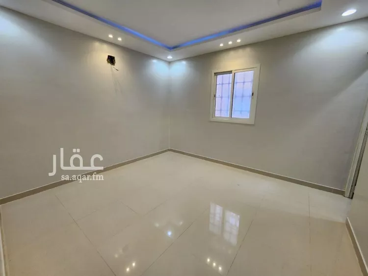 فيلا للإيجار في شارع أحمد بن عبداللطيف السنبسي, حي المهدية, مدينة الرياض, منطقة الرياض 9