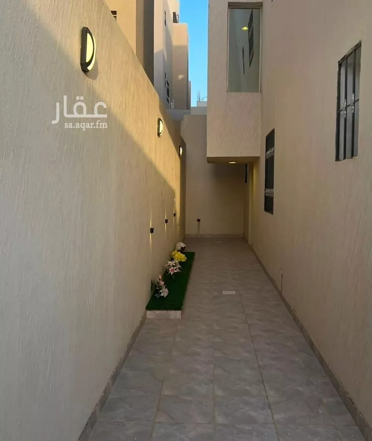 دور للإيجار في شارع أحمد بن محمد البغدادي, حي عكاظ, مدينة الرياض, منطقة الرياض صورة 3