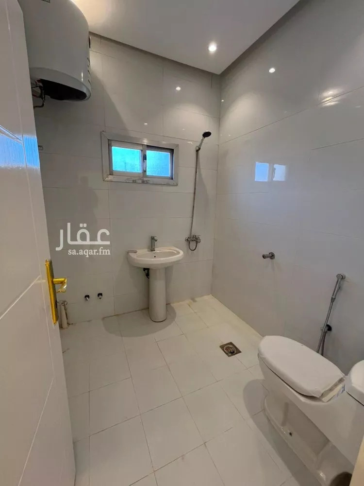 فيلا للإيجار في شارع عقيق اليمامة, حي أم الحمام الغربي, مدينة الرياض, منطقة الرياض 15