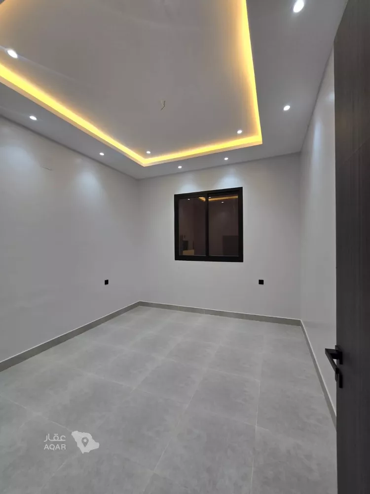 Floor for Sale in Riyadh Tuwaiq 8