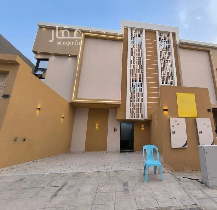 دور للبيع في شارع رفاعة بن شداد, حي عكاظ, مدينة الرياض, منطقة الرياض
