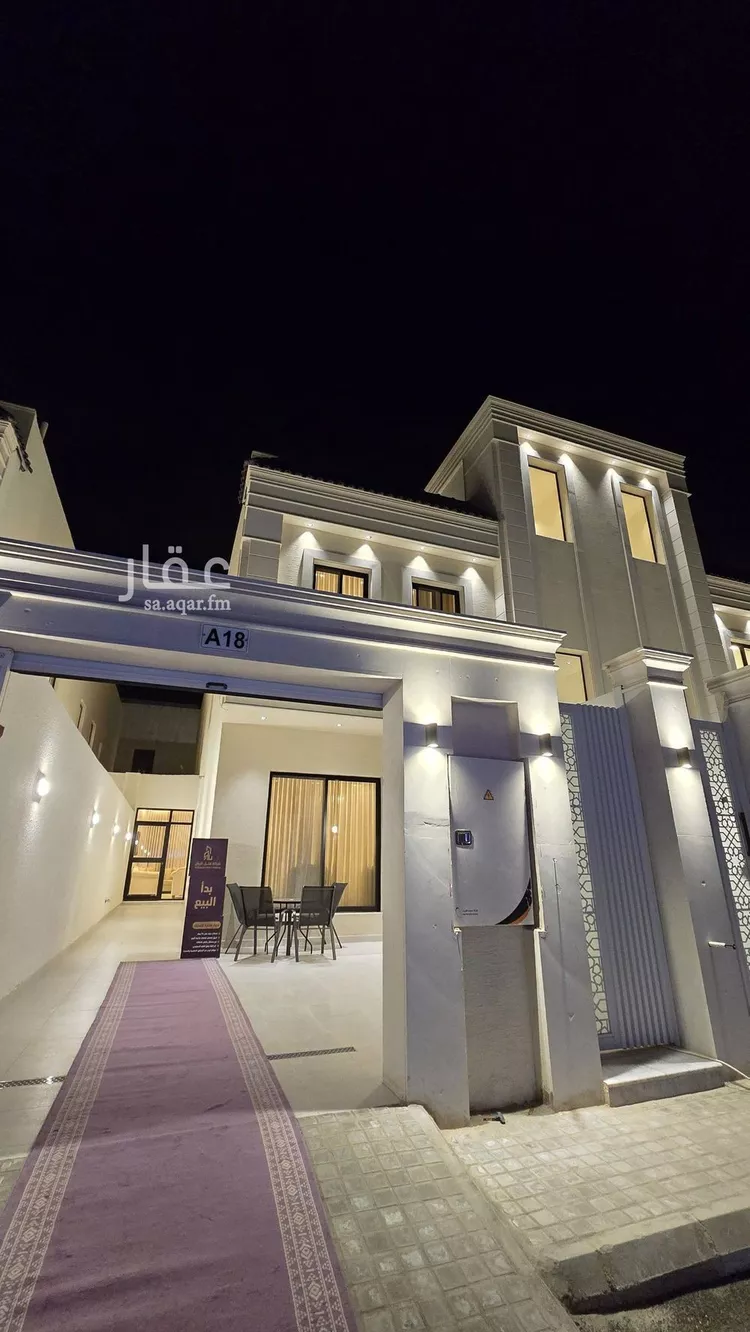 دور للبيع في شارع ابن أبي الفخار, حي عكاظ, مدينة الرياض, منطقة الرياض