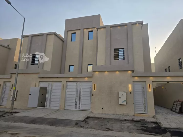 دور للبيع في شارع ابن نعيم, حي طيبة, مدينة الرياض, منطقة الرياض