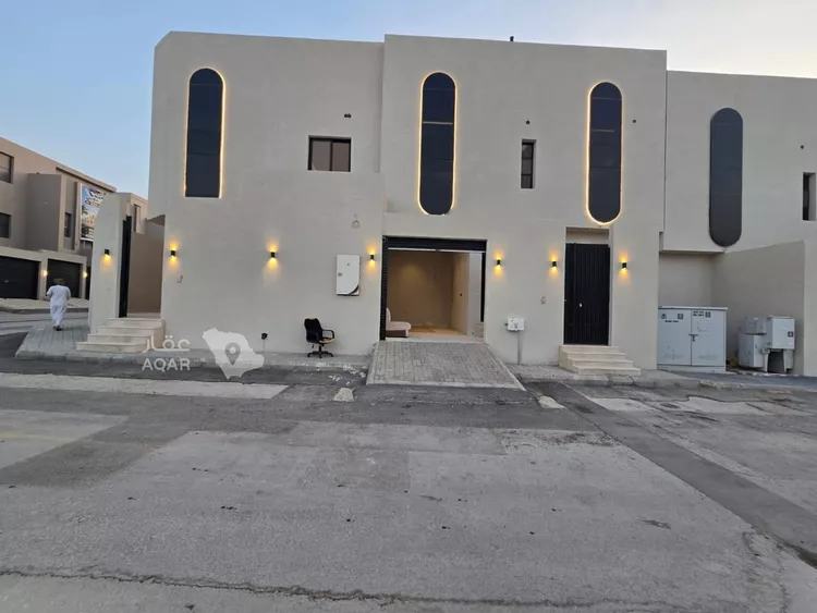 فيلا للبيع في شارع العدواني, حي عكاظ, مدينة الرياض, منطقة الرياض 2