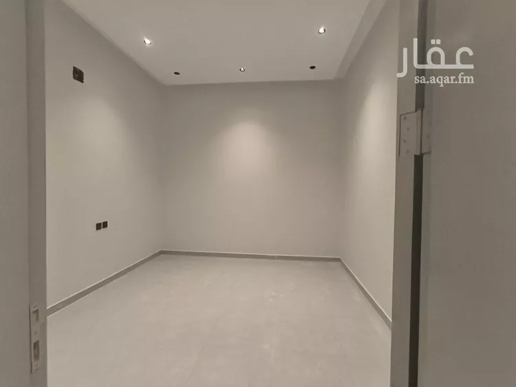 دور للبيع في شارع رأس حيان, حي بدر, مدينة الرياض, منطقة الرياض صورة 2