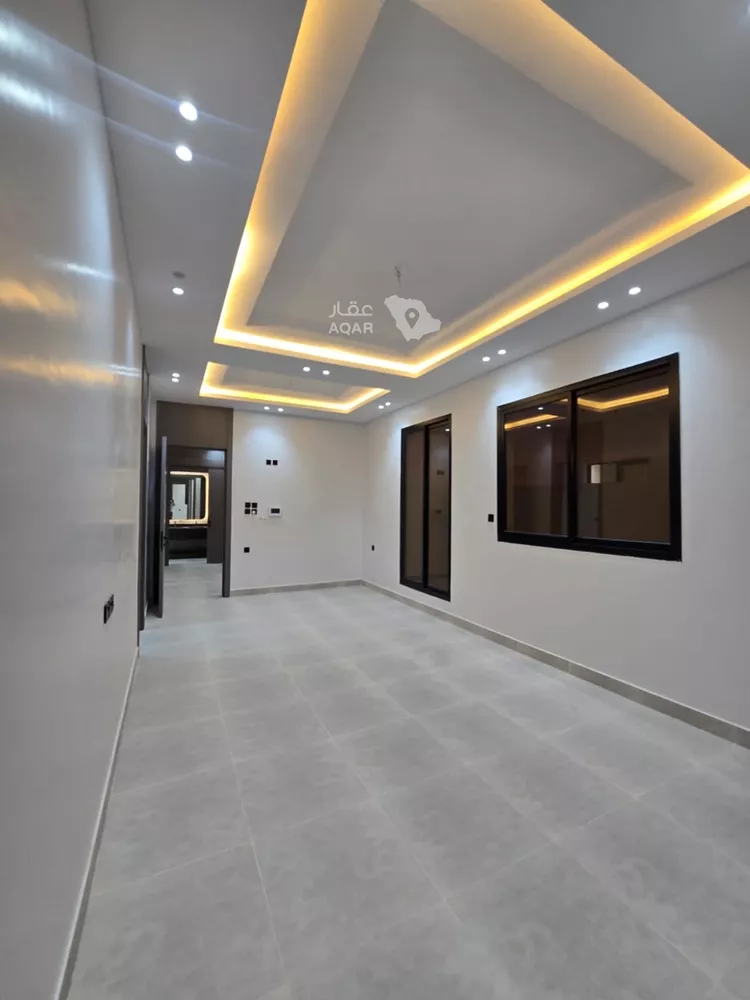 Floor for Sale in Riyadh Tuwaiq 9