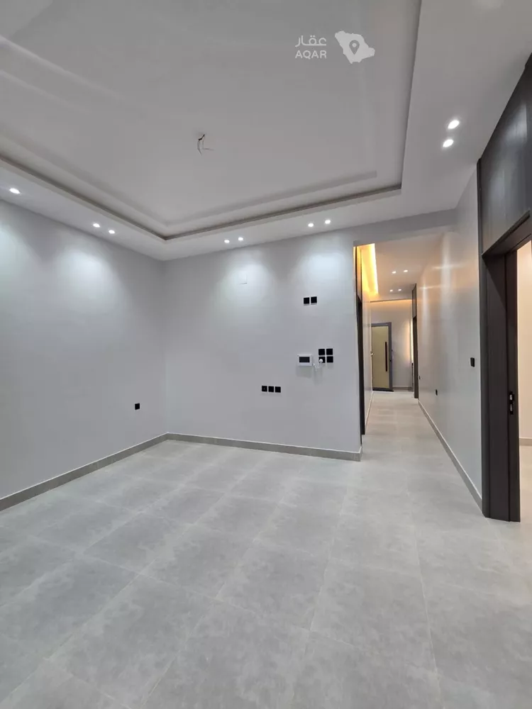 Floor for Sale in Riyadh Tuwaiq 10