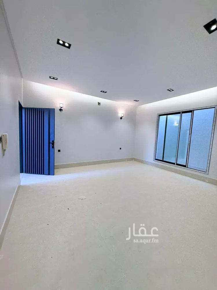 فيلا للبيع في شارع أحمد بن محمد العيالي, حي عكاظ, مدينة الرياض, منطقة الرياض صورة 4