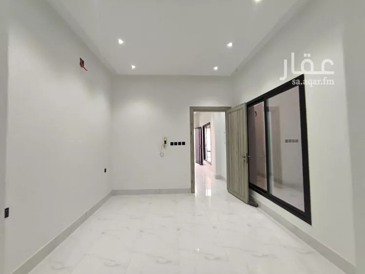 دور للبيع في شارع خصيبة, حي العريجاء الغربي, مدينة الرياض, منطقة الرياض صورة 2