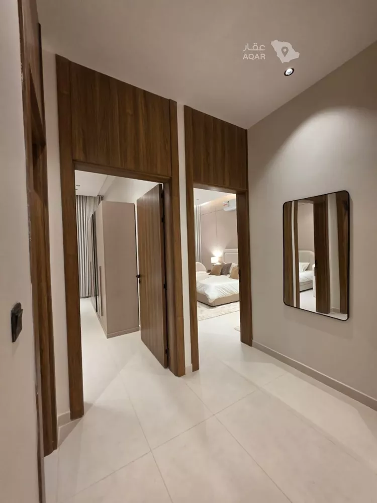 Floor for Sale in Riyadh Okaz 4