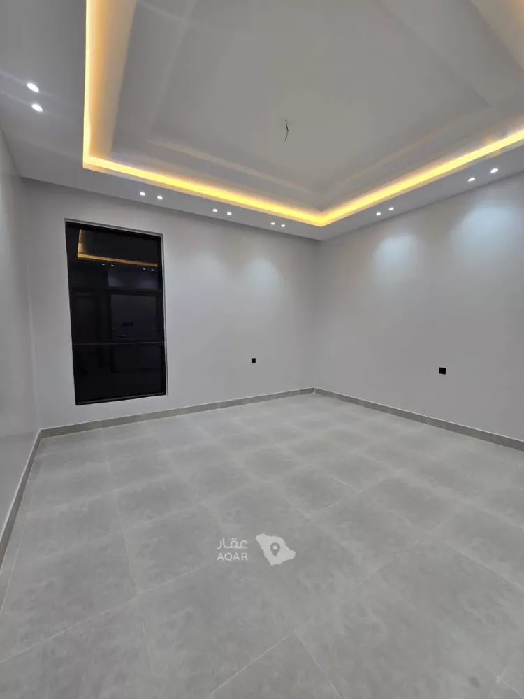 Floor for Sale in Riyadh Tuwaiq 11
