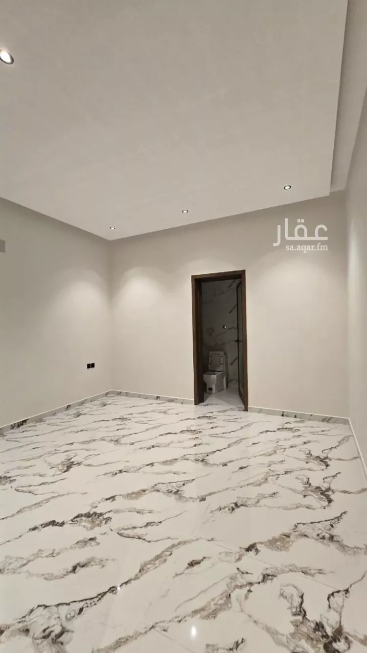 دور للبيع في شارع ابن أبي حاتم, حي بدر, مدينة الرياض, منطقة الرياض صورة 5