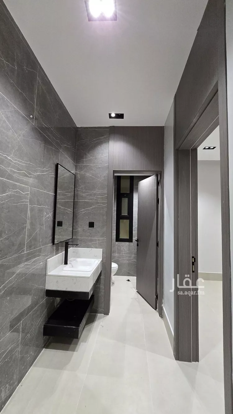 فيلا للبيع في شارع محمد السنوسي, حي العريجاء الغربي, مدينة الرياض, منطقة الرياض صورة 4