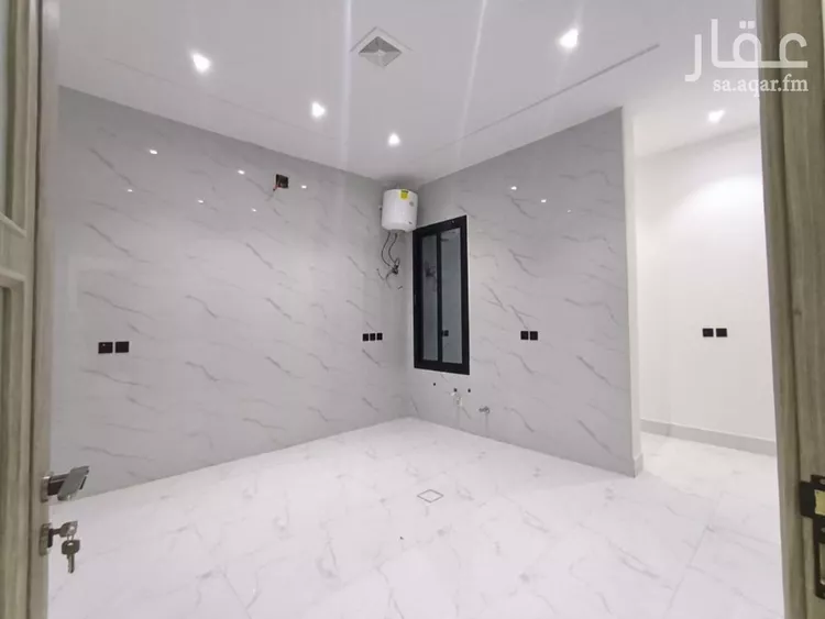 دور للبيع في شارع خصيبة, حي العريجاء الغربي, مدينة الرياض, منطقة الرياض صورة 4
