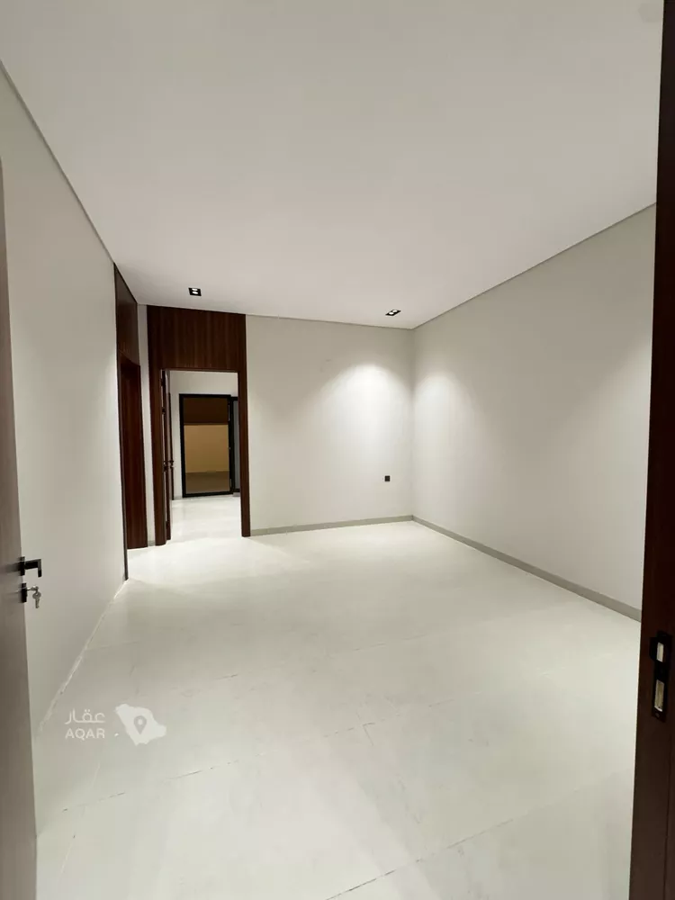 Floor for Sale in Riyadh Al Uraija Al Gharbiyah 7