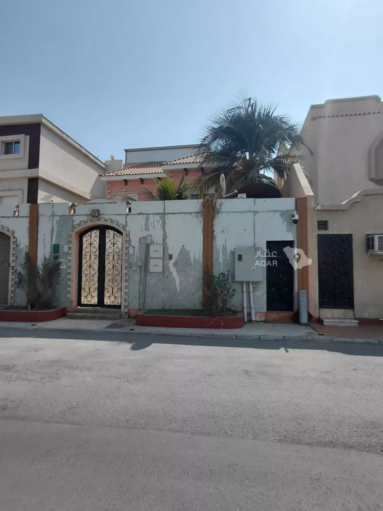 Villa for Rent in Jeddah Ash Shati 11