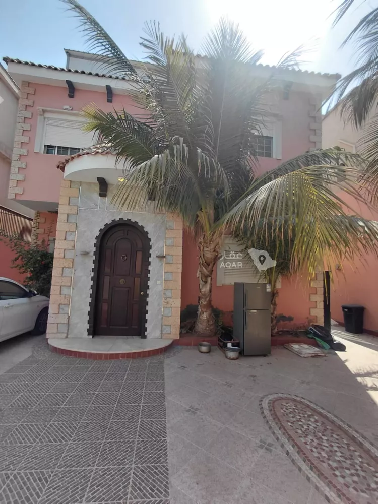 Villa for Rent in Jeddah Ash Shati 12