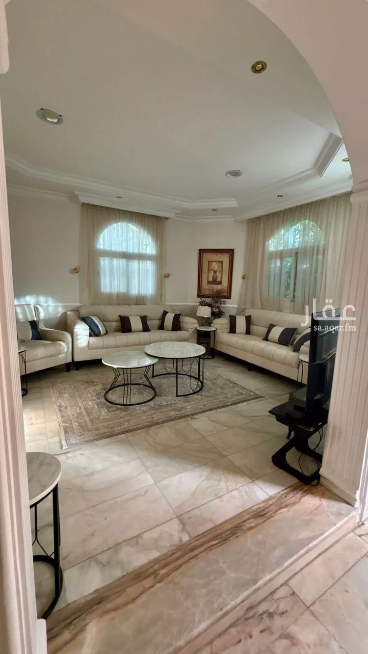 فيلا للبيع في شارع أبي القاسم اليزديحترش العرجاني, حي الروضة, مدينة الرياض, منطقة الرياض صورة 4